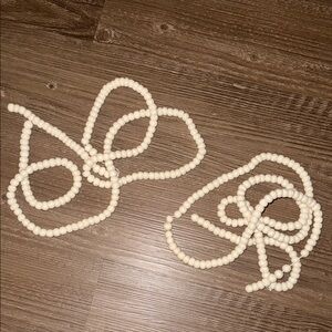 Anthropologie Cream Beaded Garland
